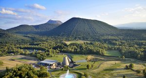 Bienvenue dans l’aventure sensationnelle de la Terre et de l’Univers ! Bienvenue dans l’aventure sensationnelle de la Terre et de l’Univers !