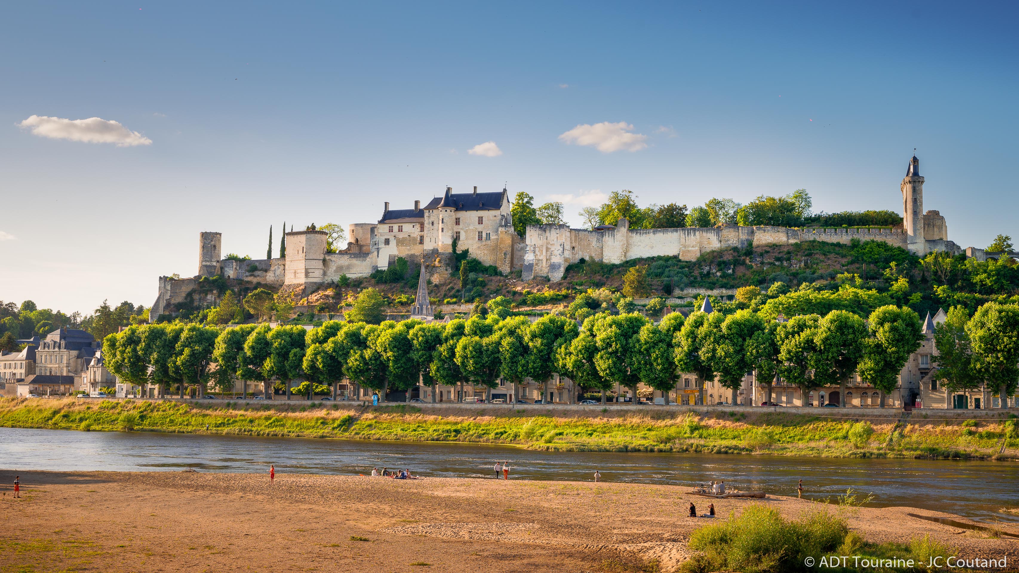 Forteresse_Chinon_billetterie_CSE_magazine_influenceCSE