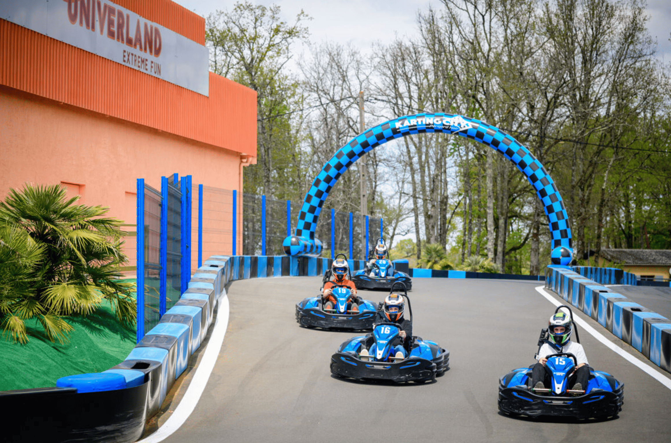 UNIVERLAND JOURNIAC