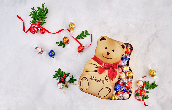 Lindt Christmas gift banner Teddy