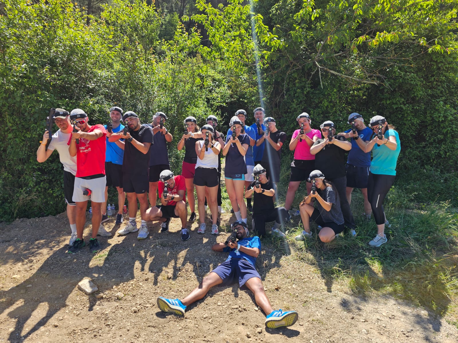 Azur Adventures — Animation itinérante pour CSE et entreprises en PACA : laser tag, mur interactif, Quizz'Cube et événementiel clé en main