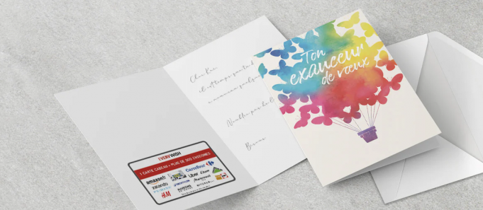 Cartes cadeaux Carrefour : tout Noël en format poche !