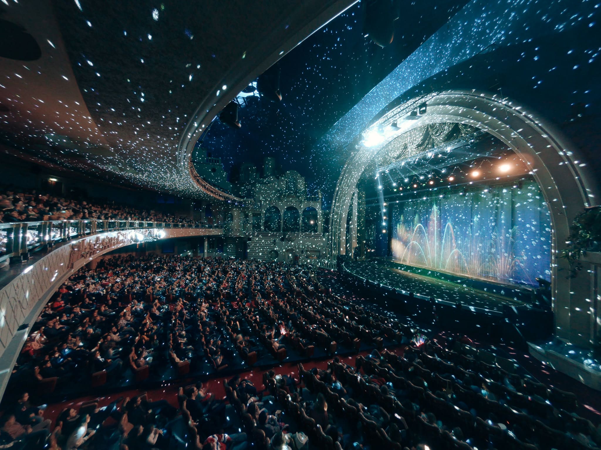 Grand Rex FEERIE DES EAUX