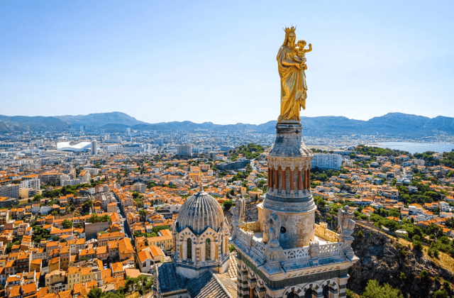 Marseille Sud Provence Alpes Côte d'Azur — Nature, patrimoine et art de vivre entre mer et montagnes, lavande et villages perchés