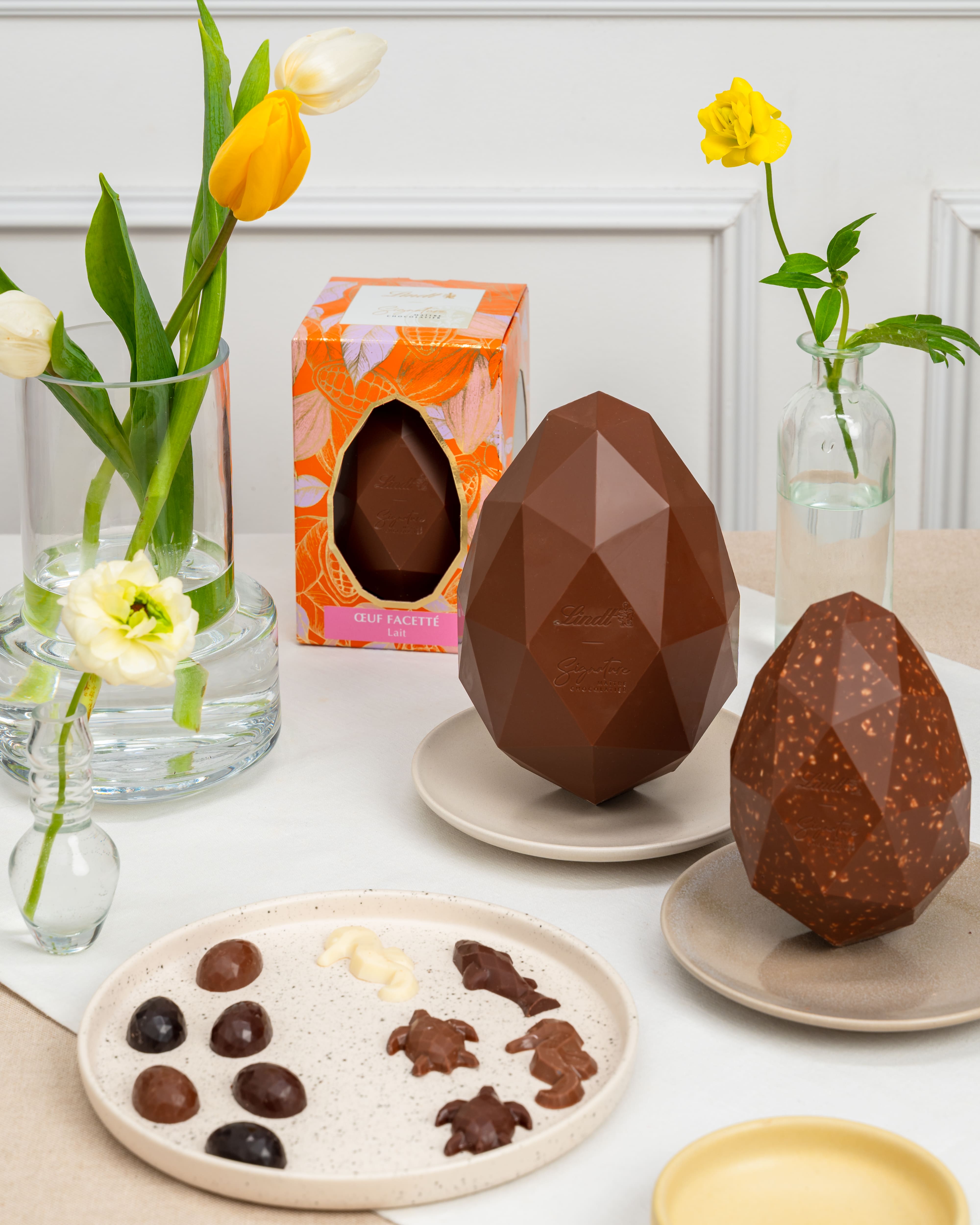  Coffret Lindor Pâques avec mini-œufs fondants Lindt - chocolats premium pour CSE et entreprises