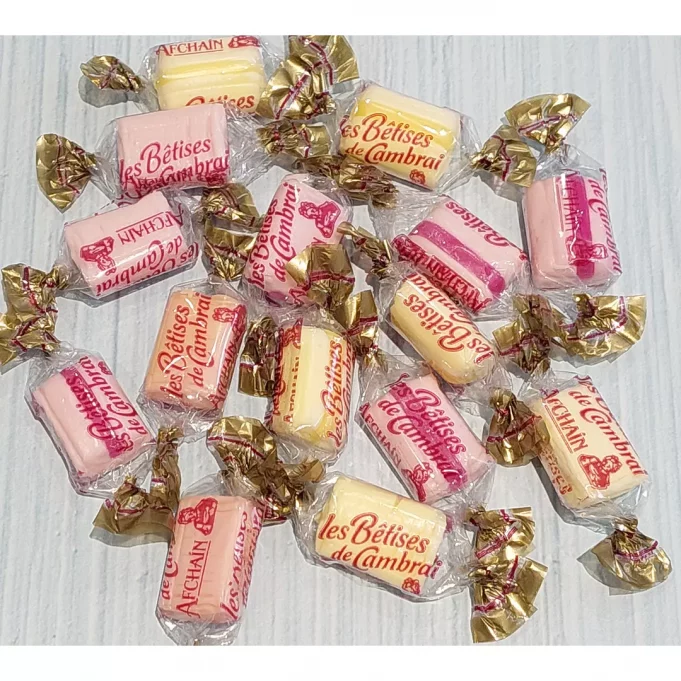 Confiseries de Noël : un choix fédérateur Confiseries régionales françaises pour l'arbre de Noël CSE — bêtises de Cambrai, calissons d'Aix et nougats de Montélimar