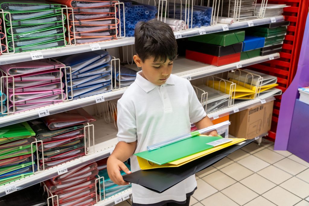 Aide de la rentrée du CSE pour les fournitures scolaires