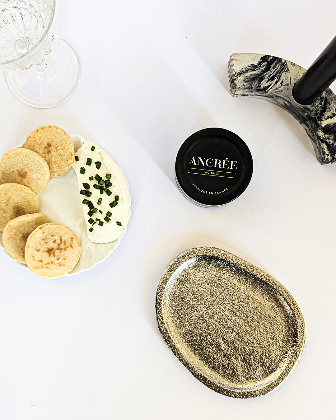 Table festive avec caviar végétal